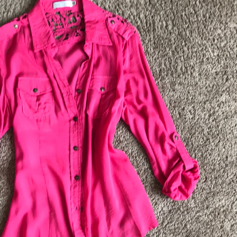 Women’s blouse